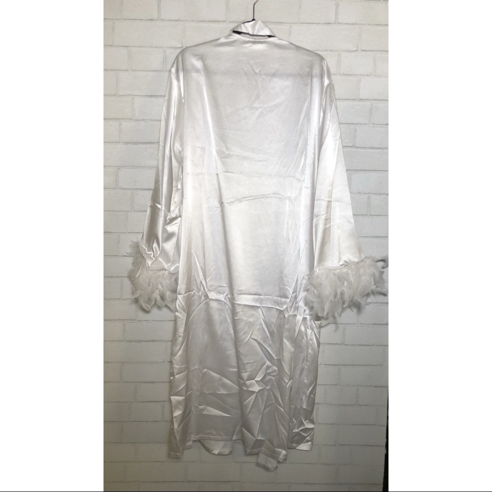 Night UK White Satin Feather Trim Bridal Robe - Picture 10 of 17